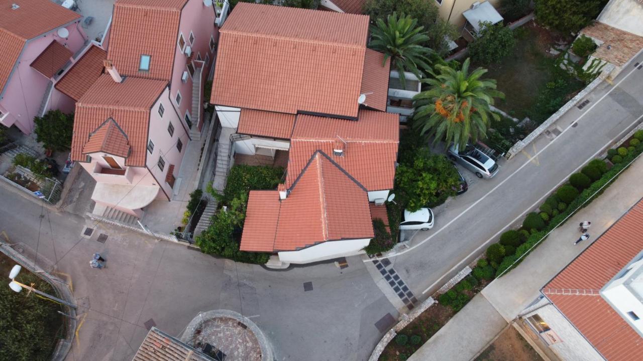 Apartments Antares Mali Losinj Exterior photo