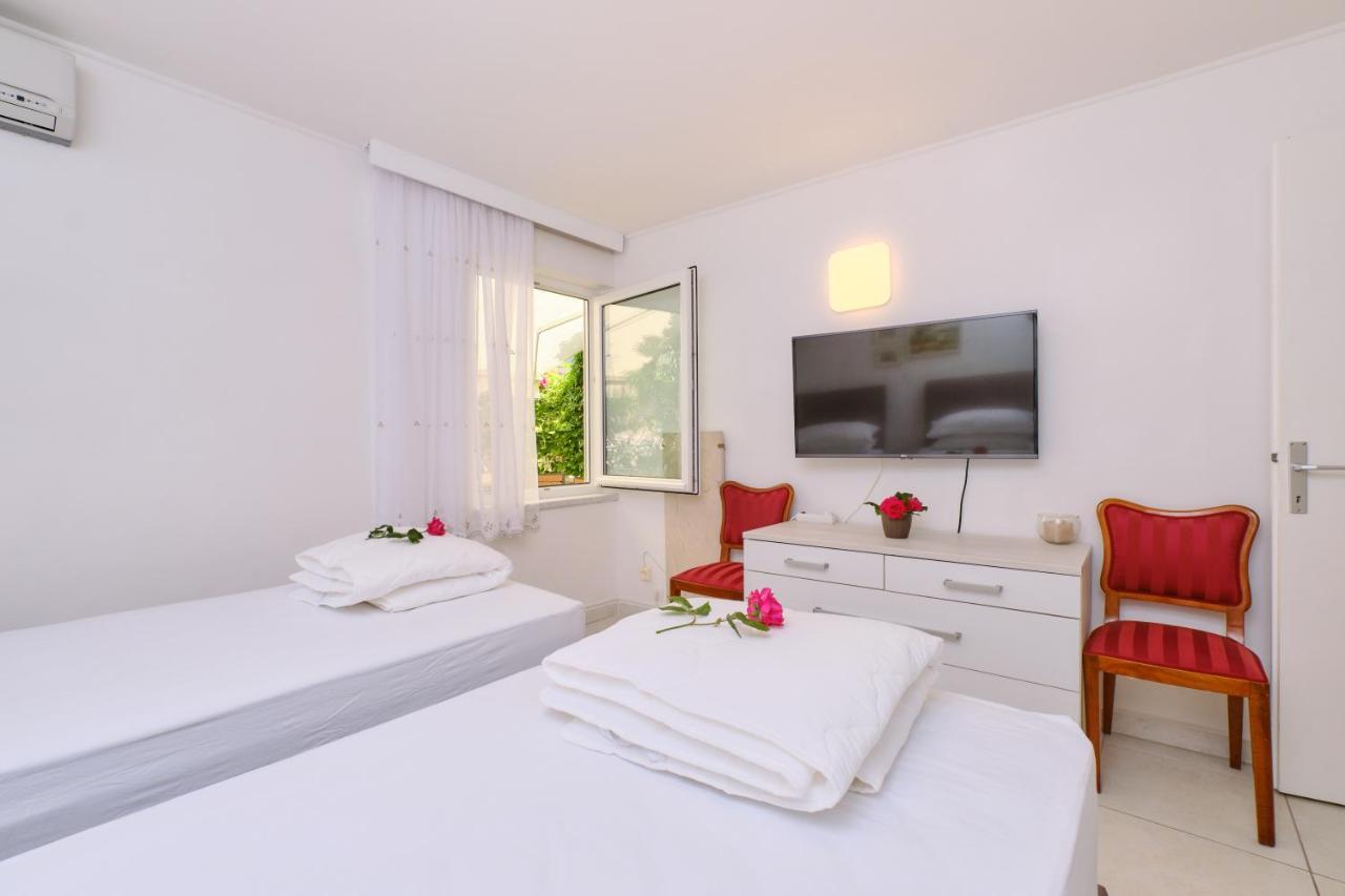 Apartments Antares Mali Losinj Exterior photo