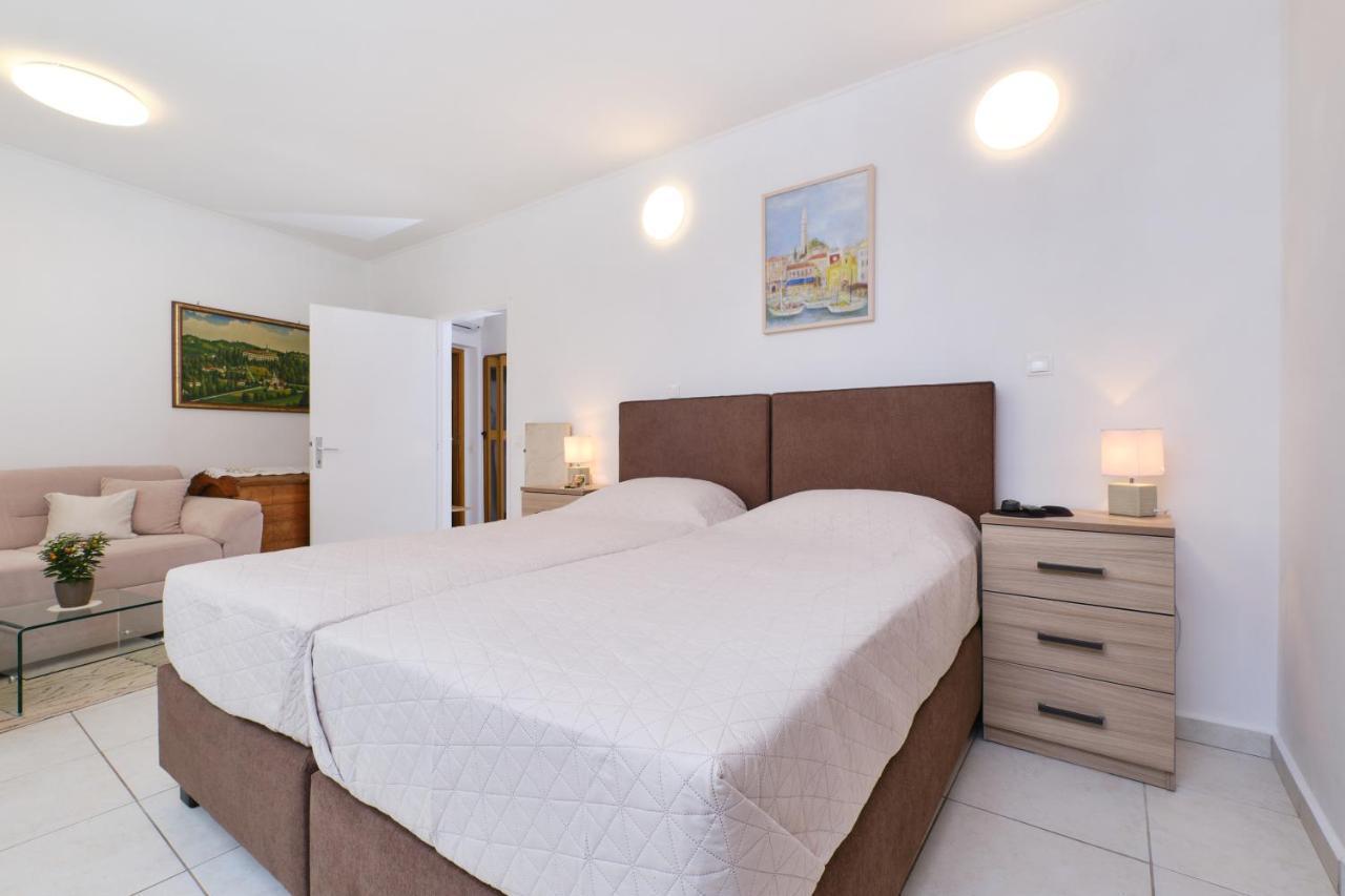 Apartments Antares Mali Losinj Exterior photo