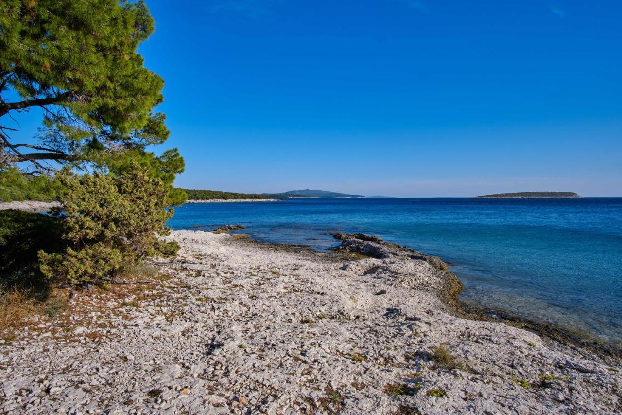 Apartments Antares Mali Losinj Exterior photo